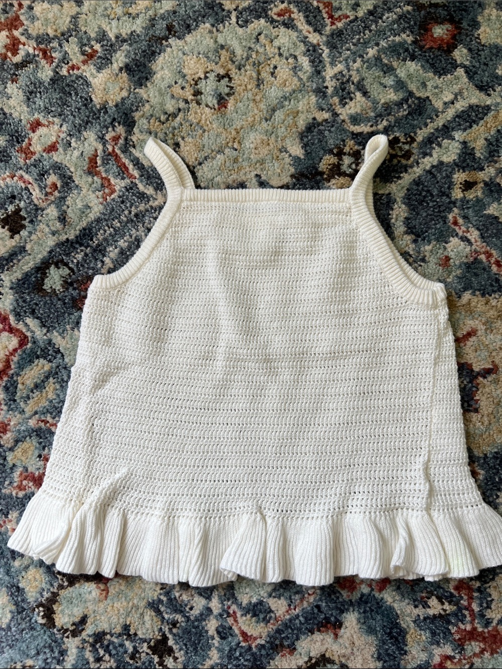 H&M White Knit Ruffle Hem Tank Top